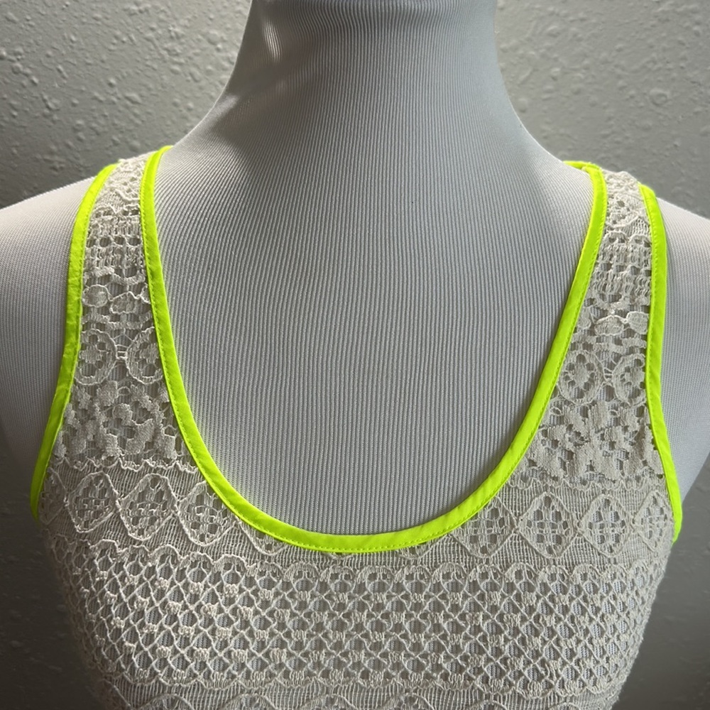 Express Tank Top - Picture 2 of 5